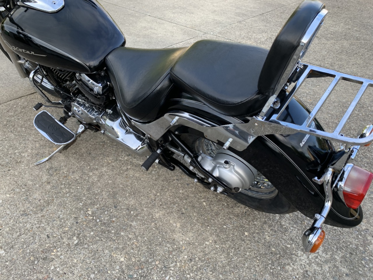 2000 Yamaha XVS650 V Star 650 Classic